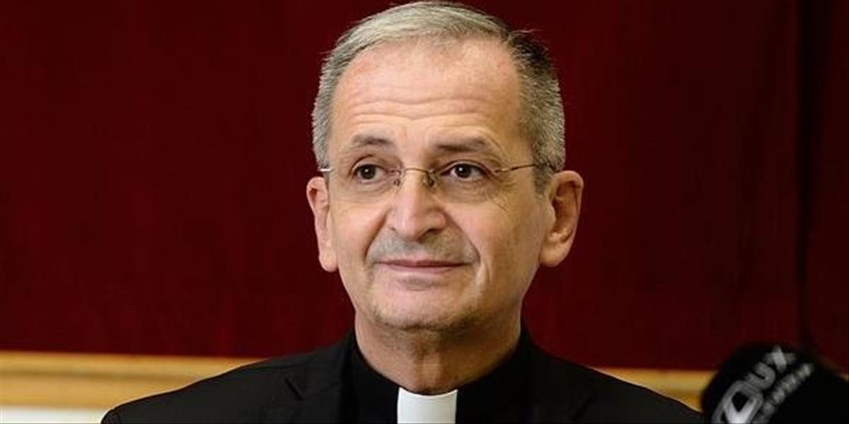 Arcibiskup Zvolenský odovzdal Úsmevu ako dar 94-tisíc eur