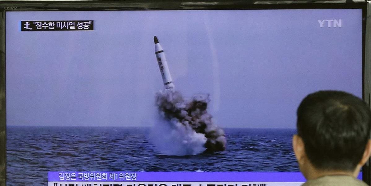 Severná Kórea odpálila balistickú raketu nad Japonské more