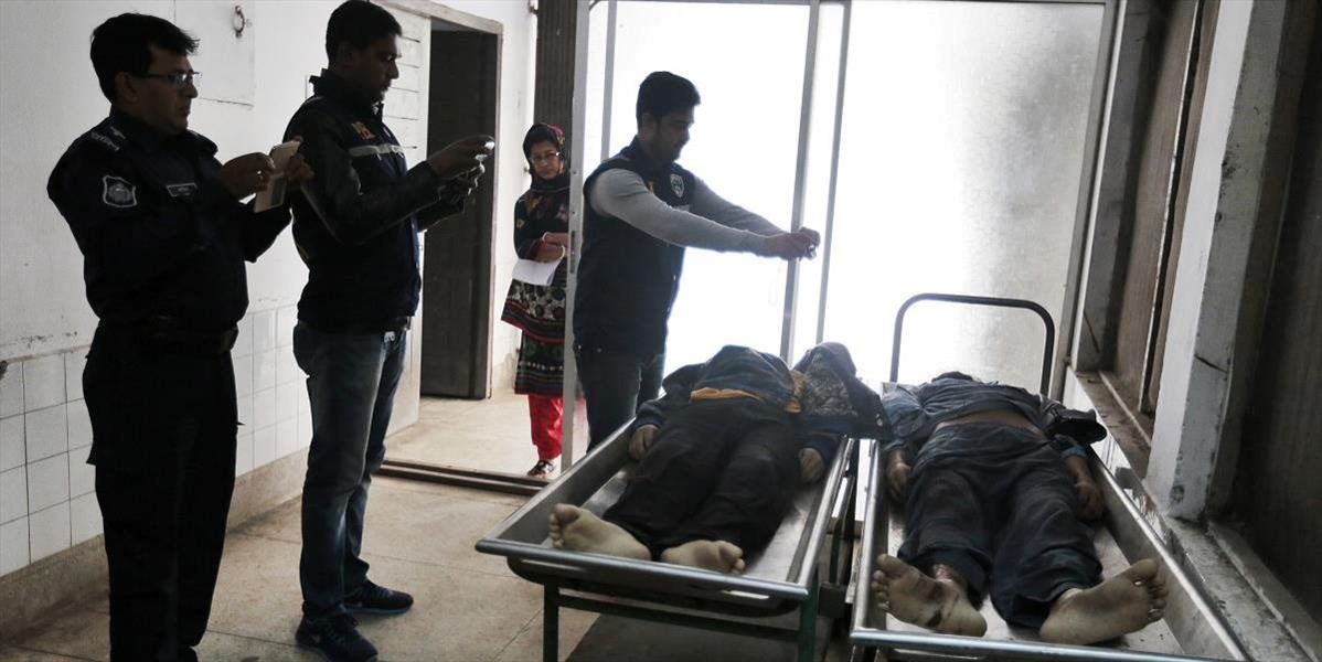 Štyria militanti a dvaja indickí vojaci zahynuli počas prestrelky