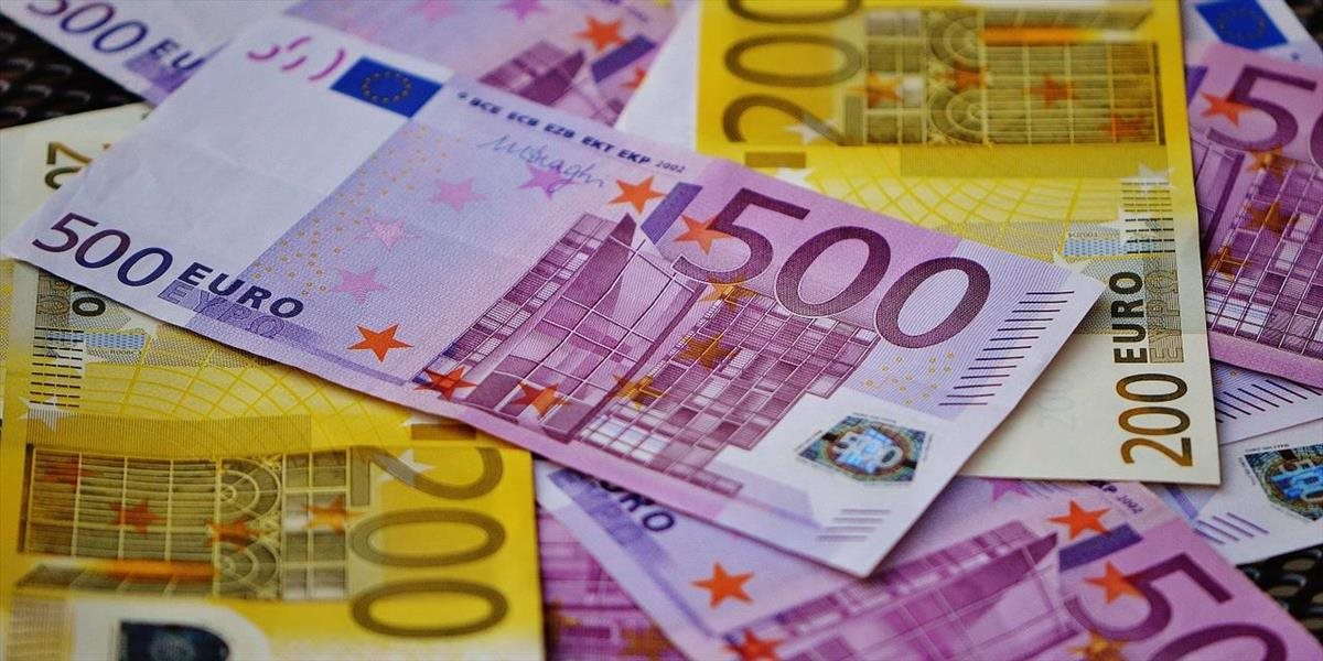 Kurz eura stagnuje na úrovni 1,0632 USD/EUR