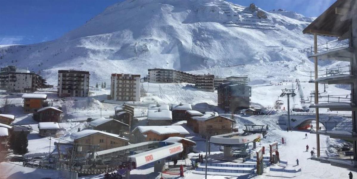 V lyžiarskom stredisku Tignes spadla masívna lavína, zabila štyroch ľudí
