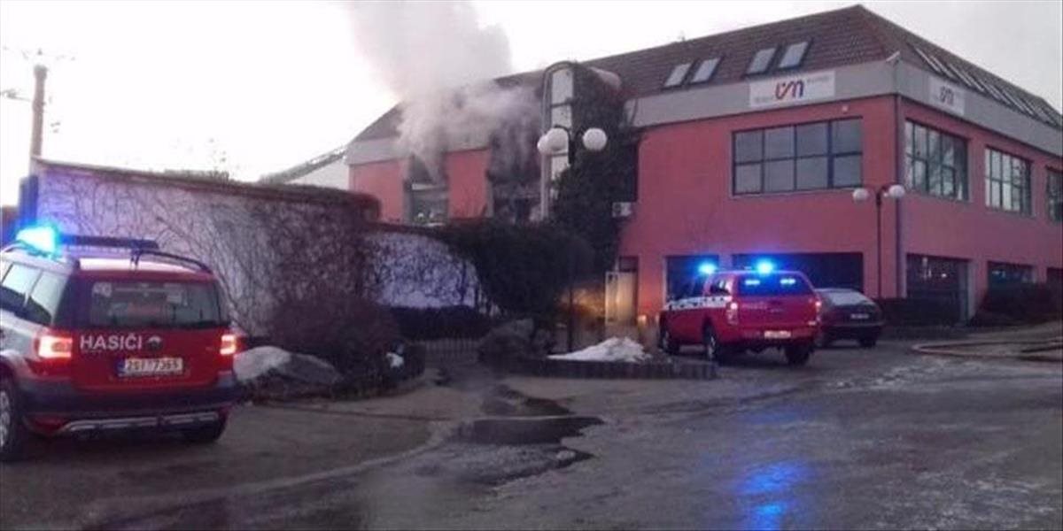 Požiar lakovne pri Prahe neprežili hasič a jeden zamestnanec