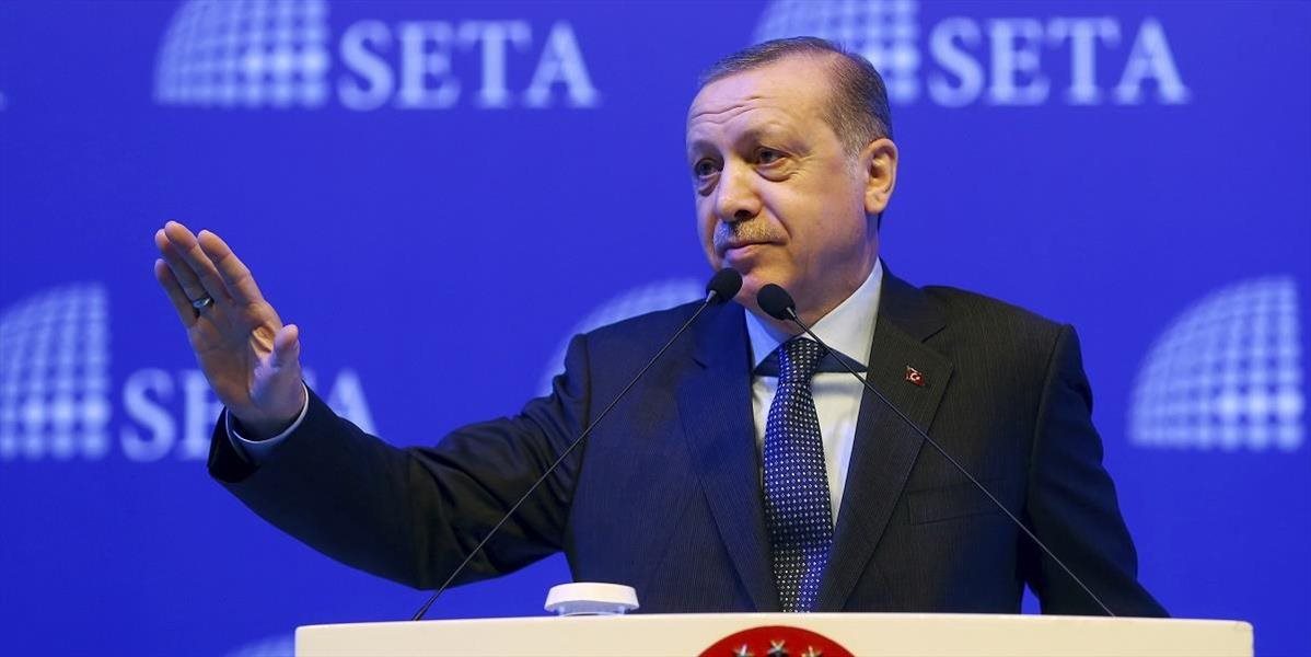 Erdogan spustil kampaň na podporu referenda o ústavnej reforme