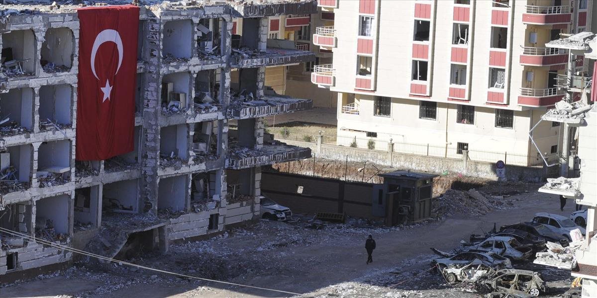 Po výbuchu v tureckom meste Viranšehir zadržali 26 podozrivých