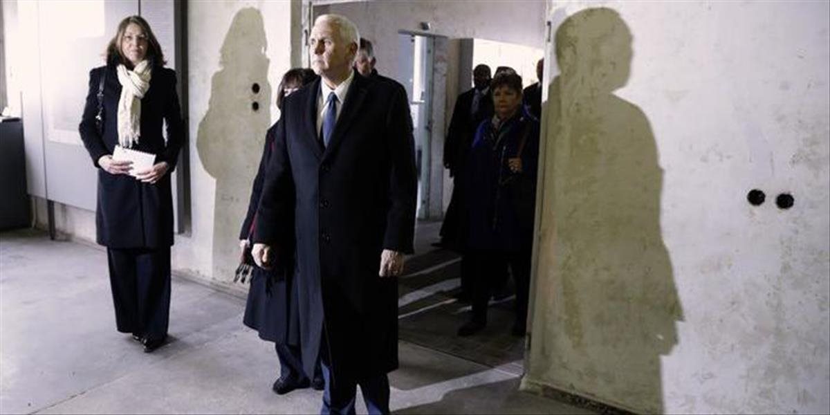 Viceprezident USA Mike Pence navštívil niekdajší koncentračný tábor Dachau