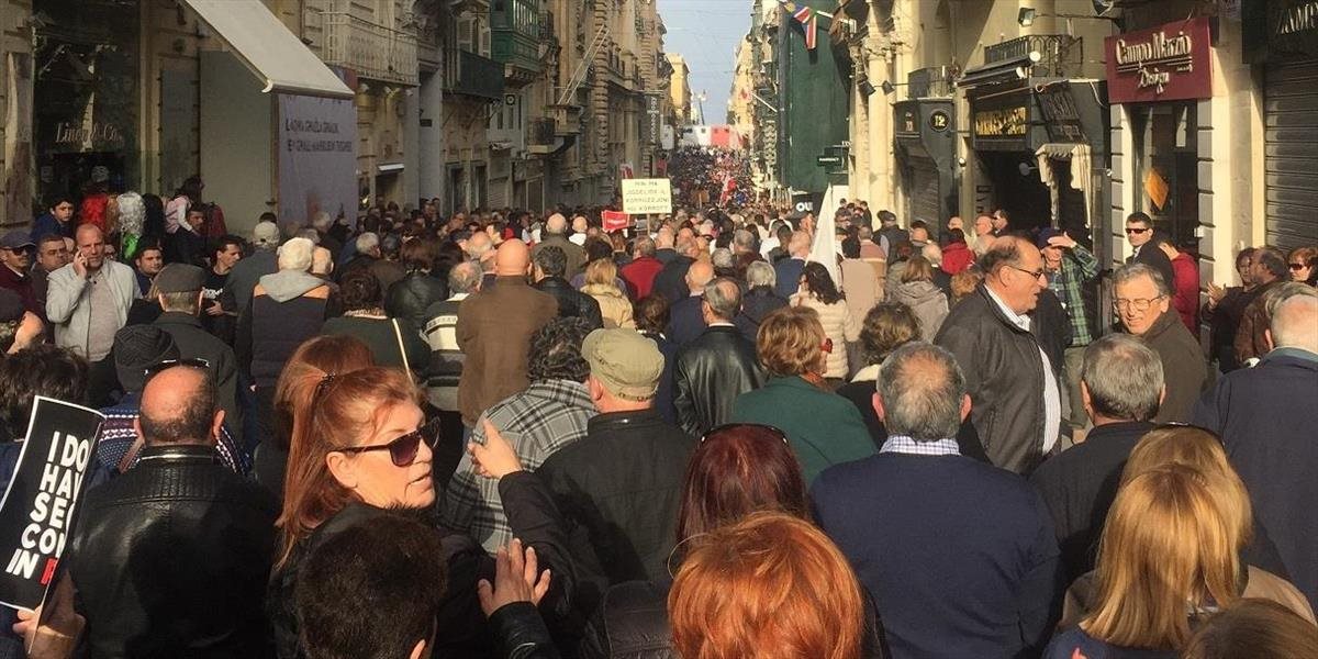 Tisíce ľudí protestovali na Malte proti navrhovanému mediálnemu zákonu