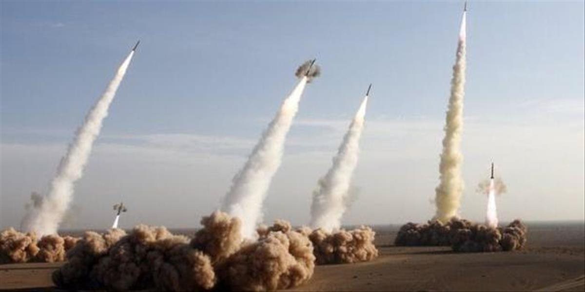 Irán skúšobne odpálil niekoľko rakiet s pokročilou technológiou