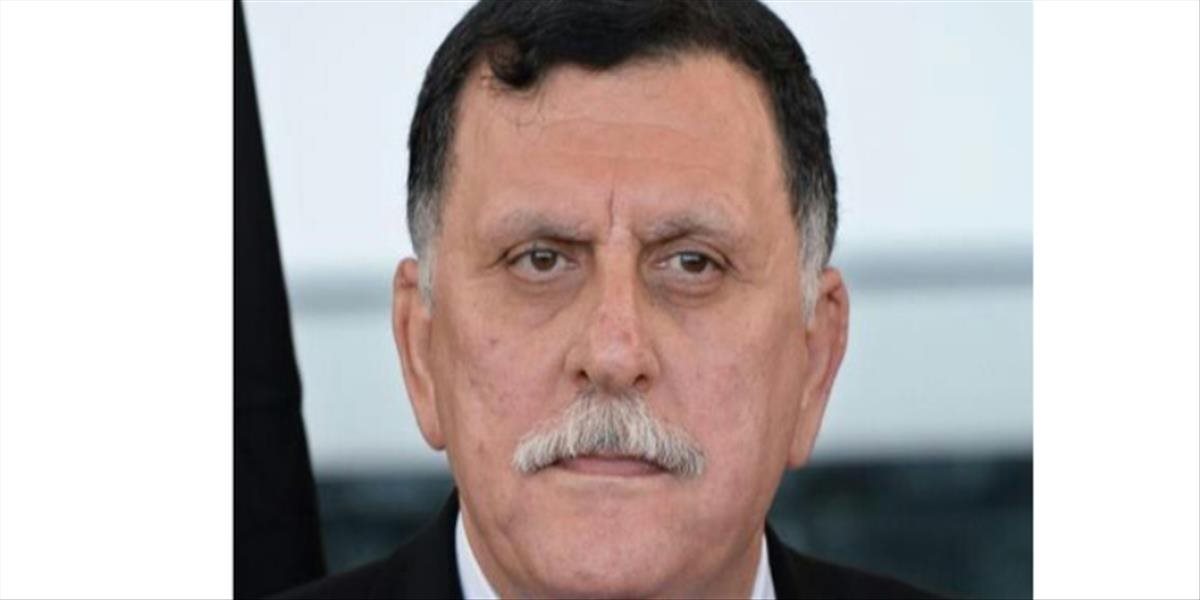 Líbyjský predseda vlády národnej jednoty Sarrádž prežil pokus o atentát