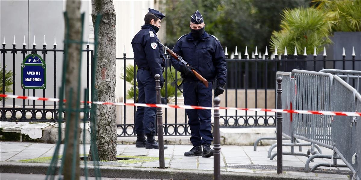 Vo Francúzsku zadržali ďalšie tri osoby podozrivé z plánovania teroristického útoku