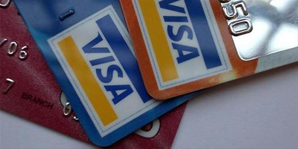 Polícia obvinila troch mužov z Košíc a Gelnice, ktorí použili cudzie platobné karty