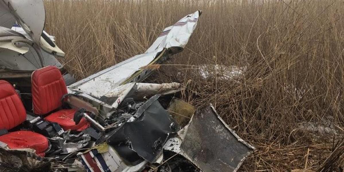 VIDEO V americkom štáte Connecticut sa zrútilo cvičné lietadlo, neprežil jeden človek