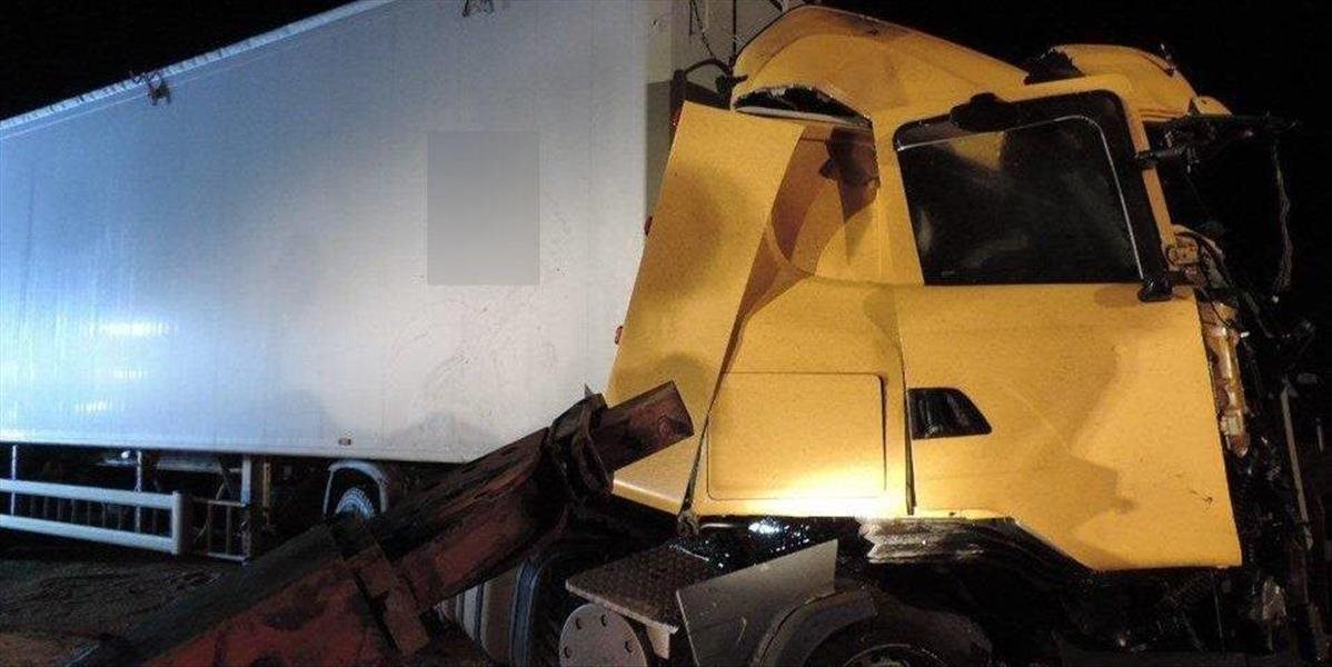 FOTO Tragická nehoda dvoch kamiónov na Kysuciach: Poliak zrážku neprežil