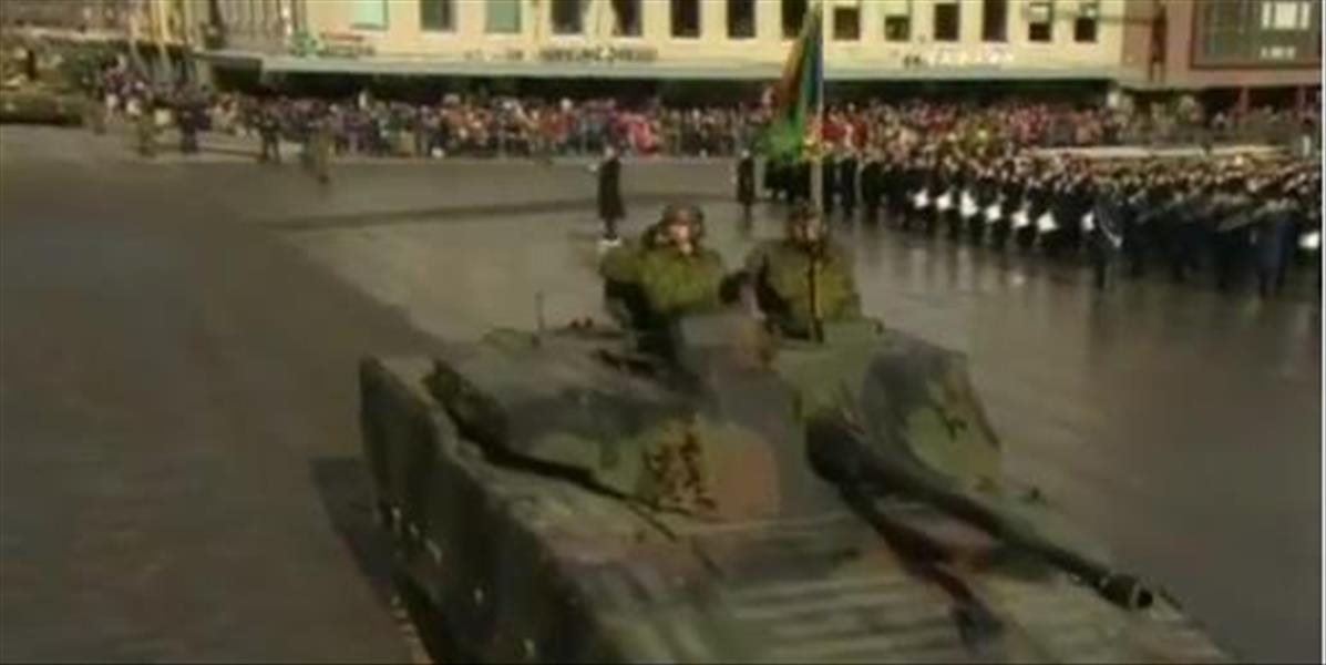 VIDEO Estónsko oslávilo Deň nezávislosti vojenskou prehliadkou za účasti síl NATO