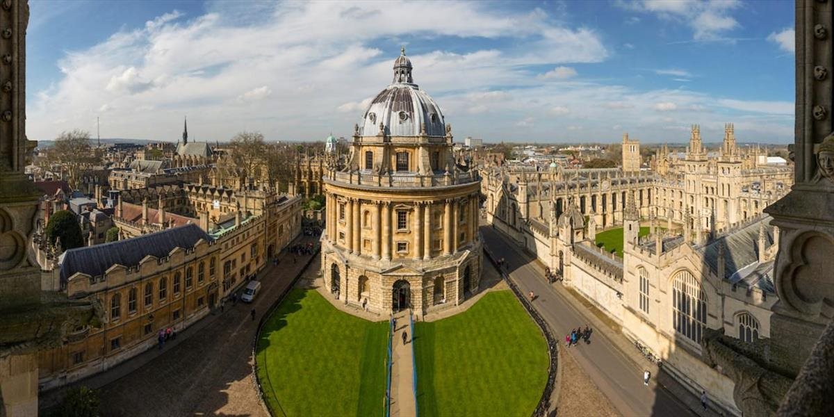Brexit možno prinúti univerzitu v Oxforde, aby si otvorila novú základňu v EÚ