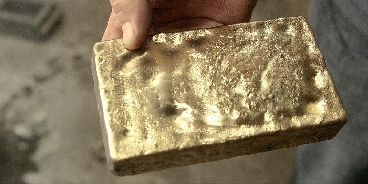 Cena zlata vzrástla na najvyššiu úroveň od novembra
