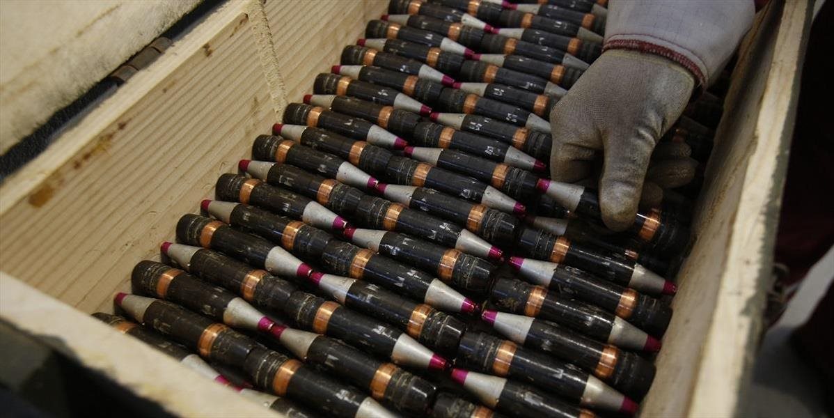Muž v Rakúsku mal v dome viac ako 100 kilogramov munície