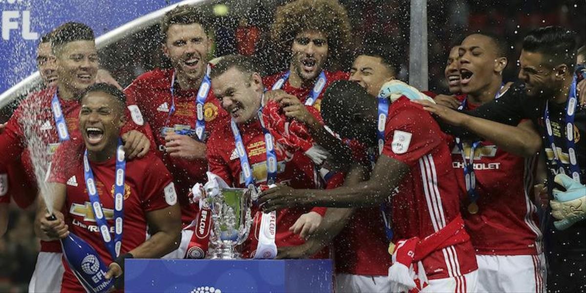 ManUnited získal Ligový pohár, Ibrahimovič hrdinom vo Wembley