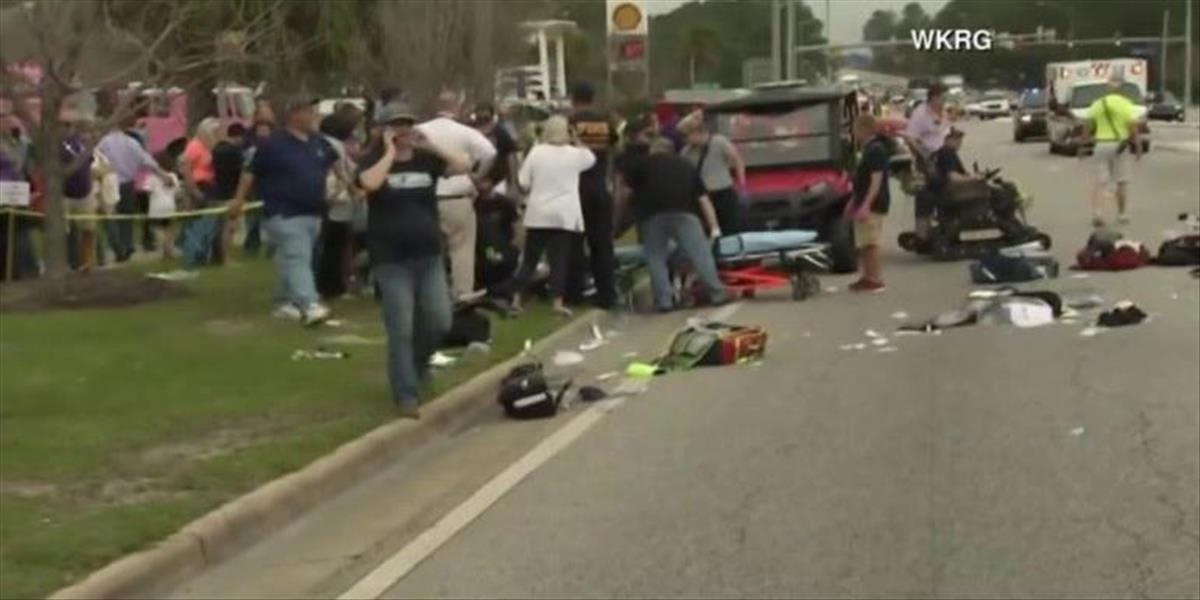 FOTO a VIDEO Dôchodca vrazil terénnym vozidlom do skupiny školákov: 12 zranených