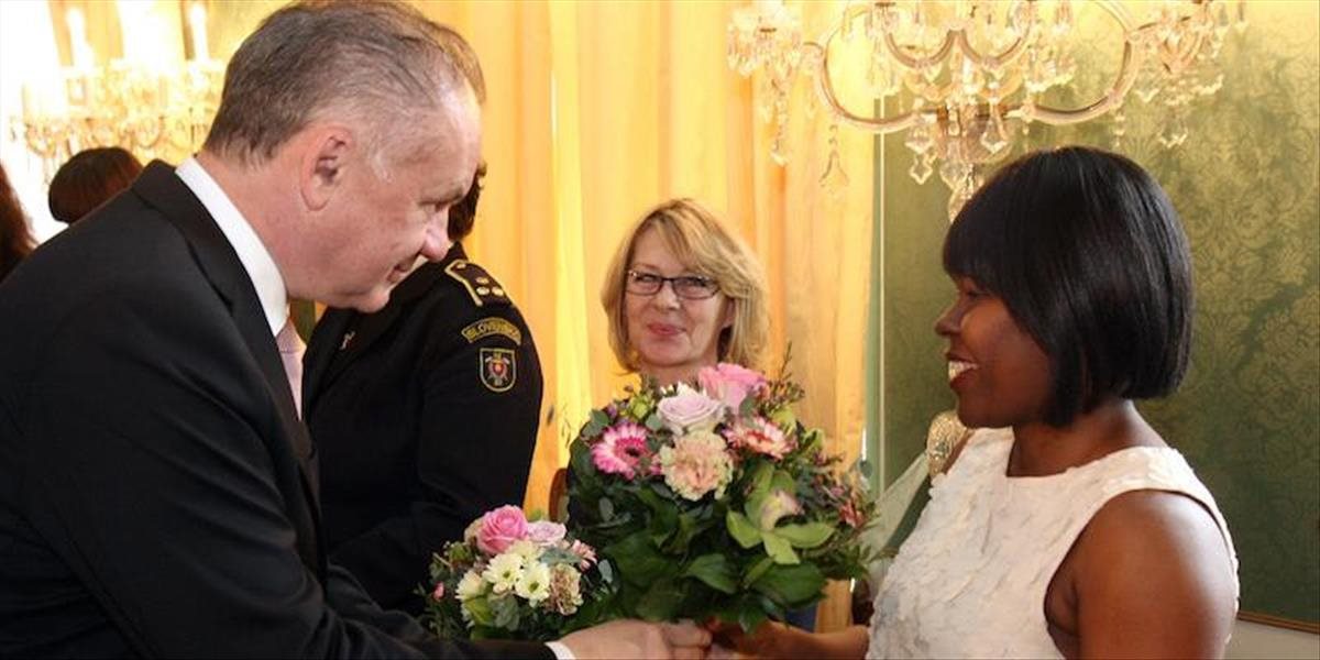 FOTO Prezident Kiska obedoval pri príležitosti MDŽ so ženami z rôznych oblastí spoločnosti