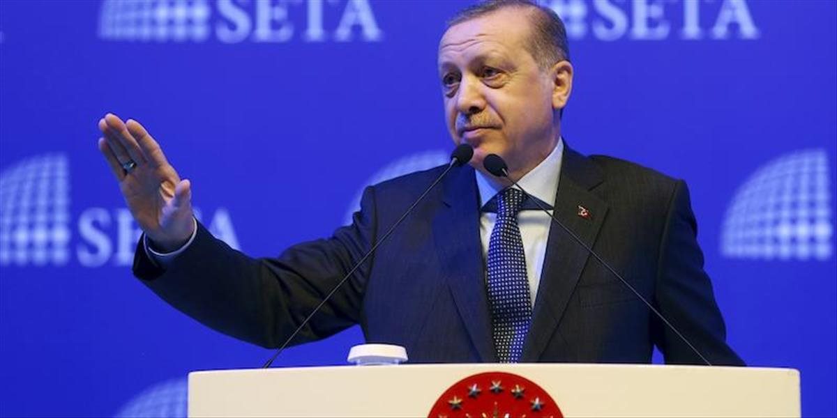 Turecký prezident: Výnimočný stav bude platiť, kým sa neobnoví poriadok a pokoj