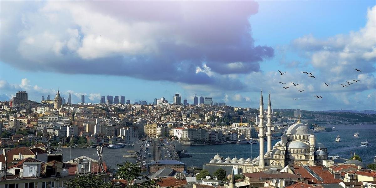 Rusi sa postupne vracajú, počet zahraničných turistov v Turecku ale stále klesá