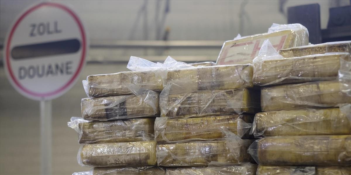 Úspešný záťah španielskej polície: Zhabala 2,4 tony kokaínu a zatkla 24 dílerov!