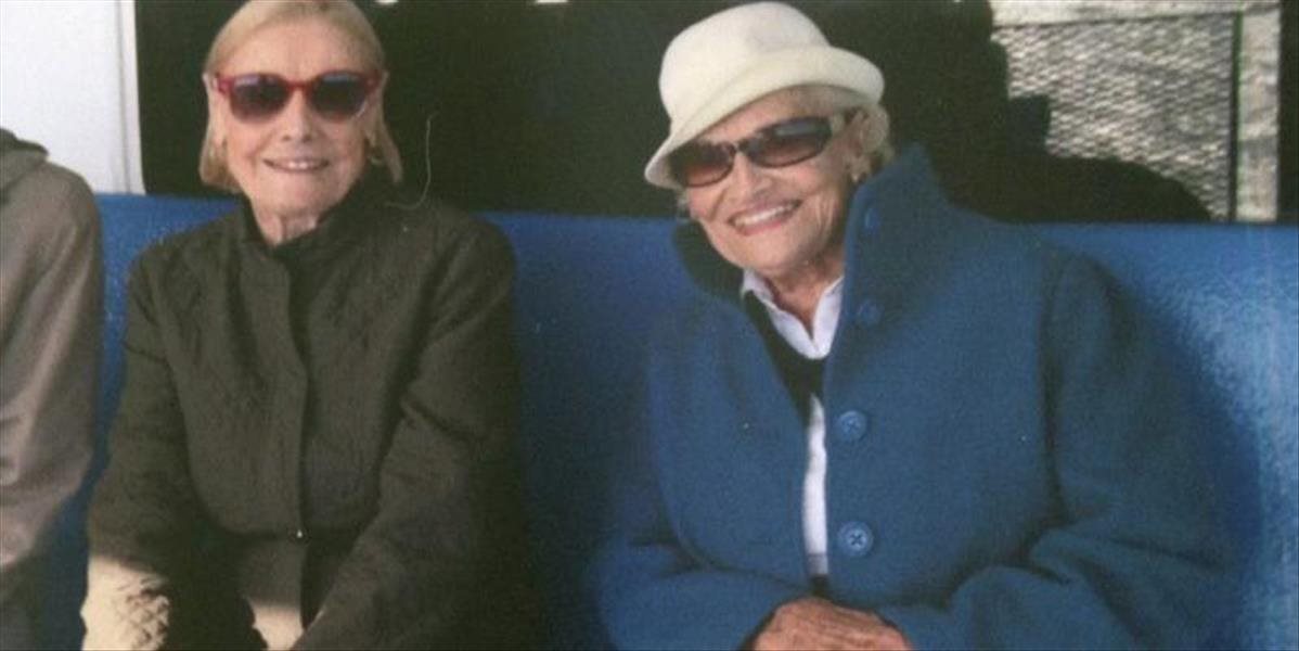 Tragický koniec: 97-ročné sestry-dvojičky zmrzli pred vlastným domom