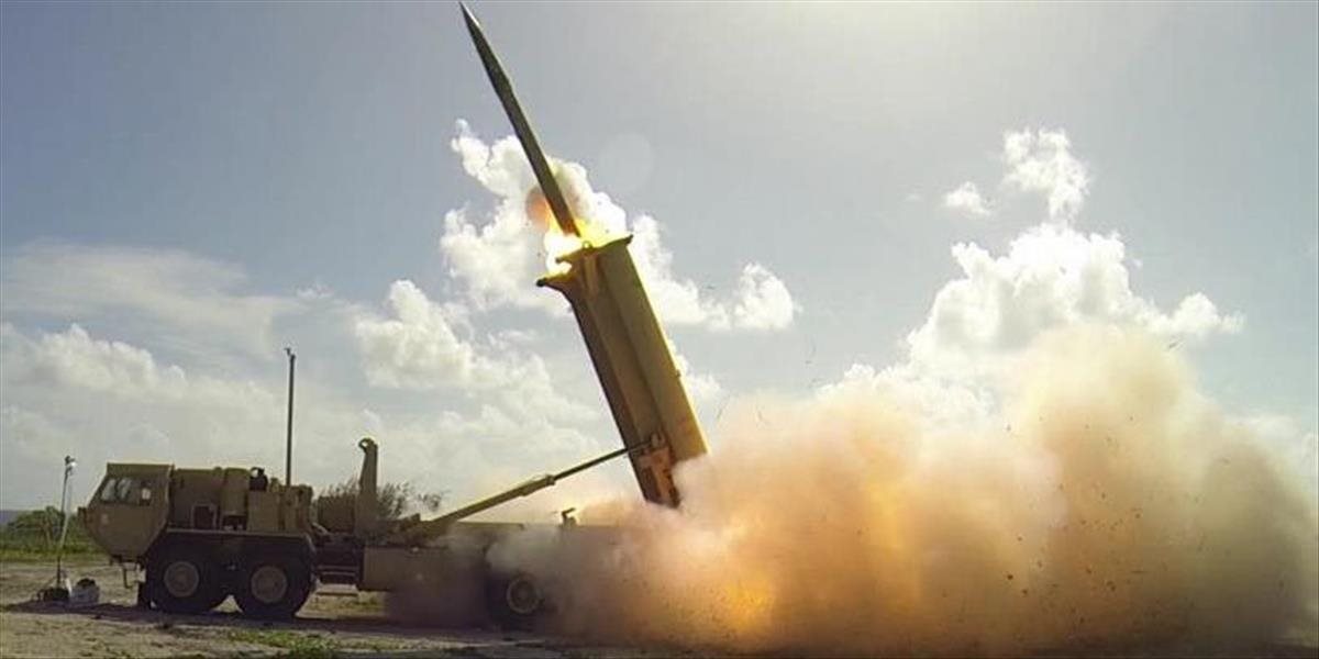 USA začali v Južnej Kórei rozmiestňovať systém protiraketovej obrany THAAD