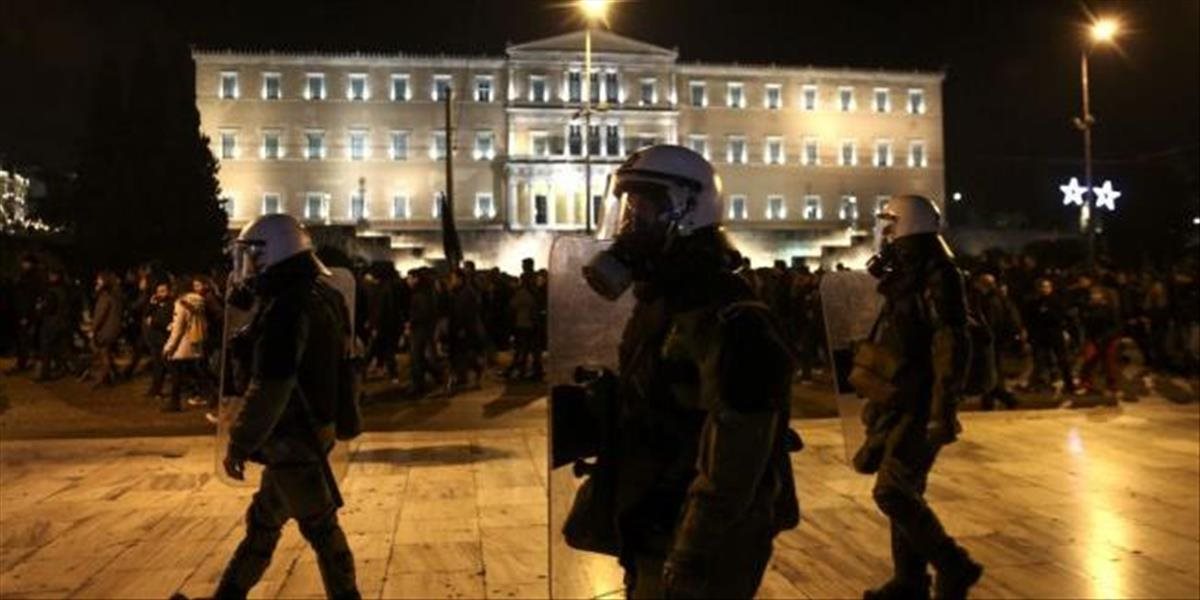 Nespokojní farmári sa pokúsili vtrhnúť do budovy ministerstva v Aténach