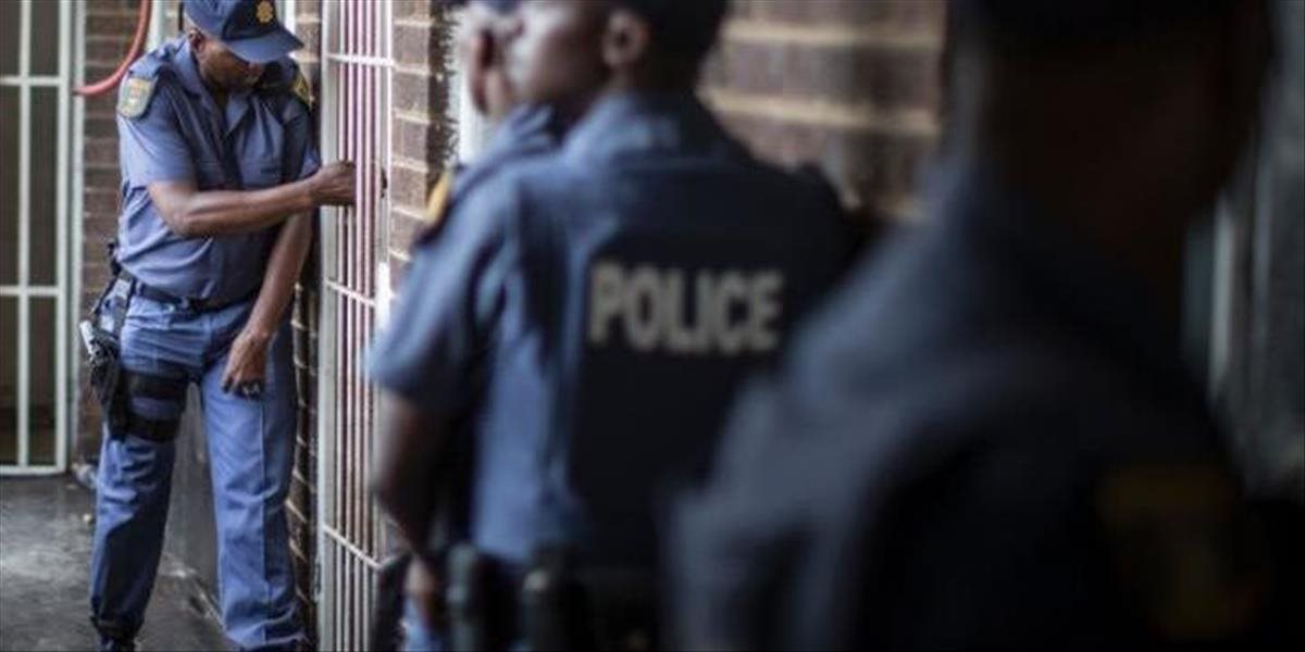 Zlodeji v policajných uniformách podnikli lúpež na letisku v Johannesburgu
