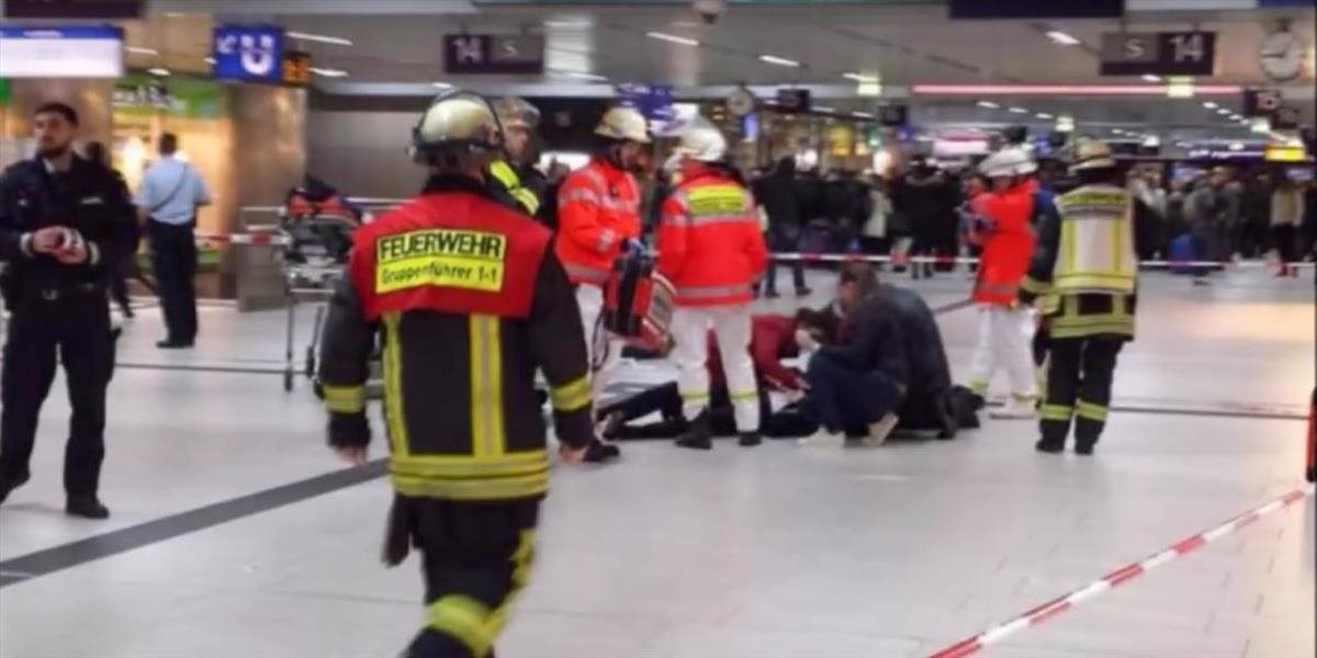 VIDEO Dráma na železničnej stanici v Nemecku: Muž so sekerou útočil na ľudí, sedem zranených