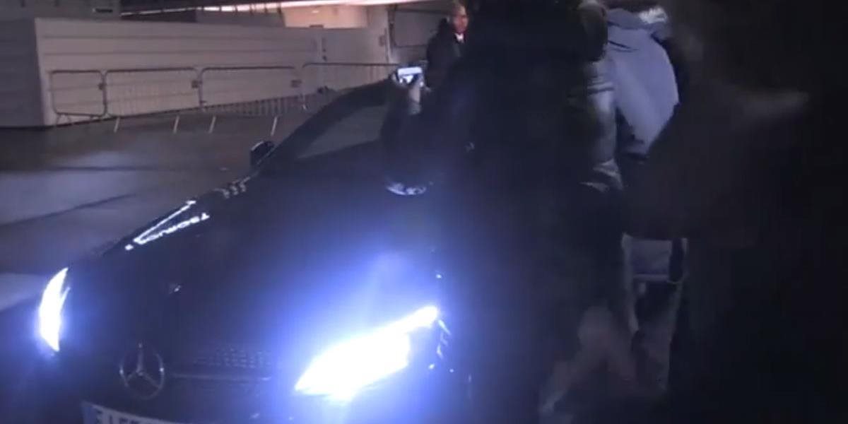 VIDEO Takto Thiago Motta zrámoval nasrdeného fanúšika, polícia incident vyšetruje