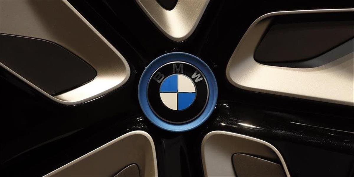 BMW zvoláva do servisov v USA ďalších 134-tisíc vozidiel X5 a X6