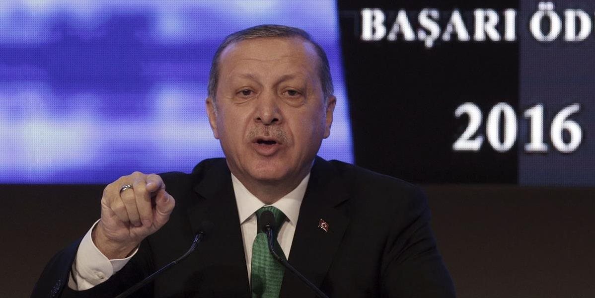 Erdogan: Holandským diplomatom môžeme odoprieť vstup do Turecka