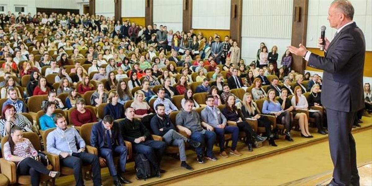 FOTO Kiska: Na univerzite v Nitre hovoril o amnestiách, sudcoch aj kapitánovi Dankovi