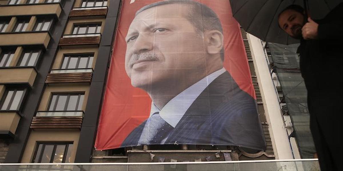 Éra prezidenta Erdogana bude vnímaná ako obdobie koncentrácie moci