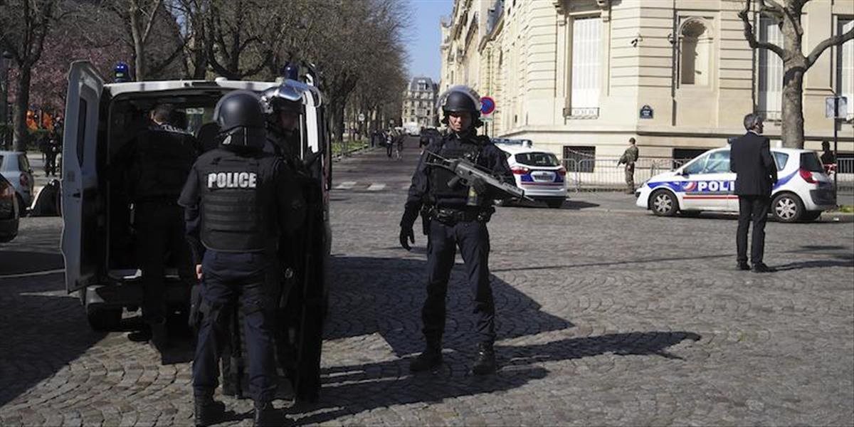 V pobočke MMF v Paríži vybuchla listová bomba, jeden človek je zranený