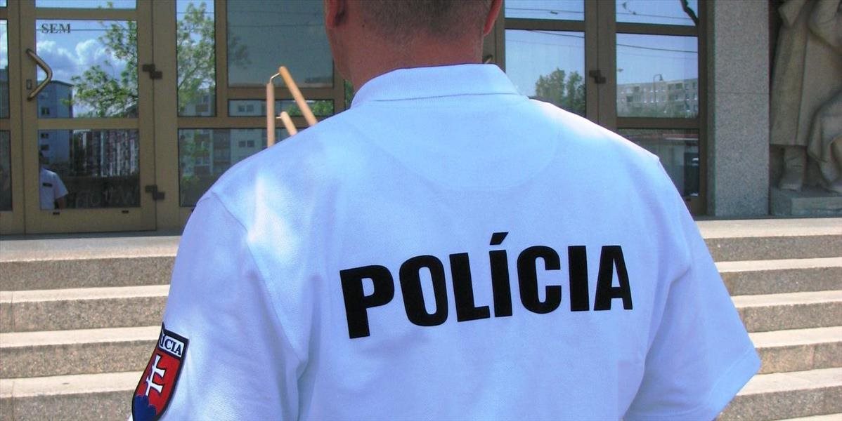V súvislosti s vraždou Jána Takáča polícia obvinila tri osoby