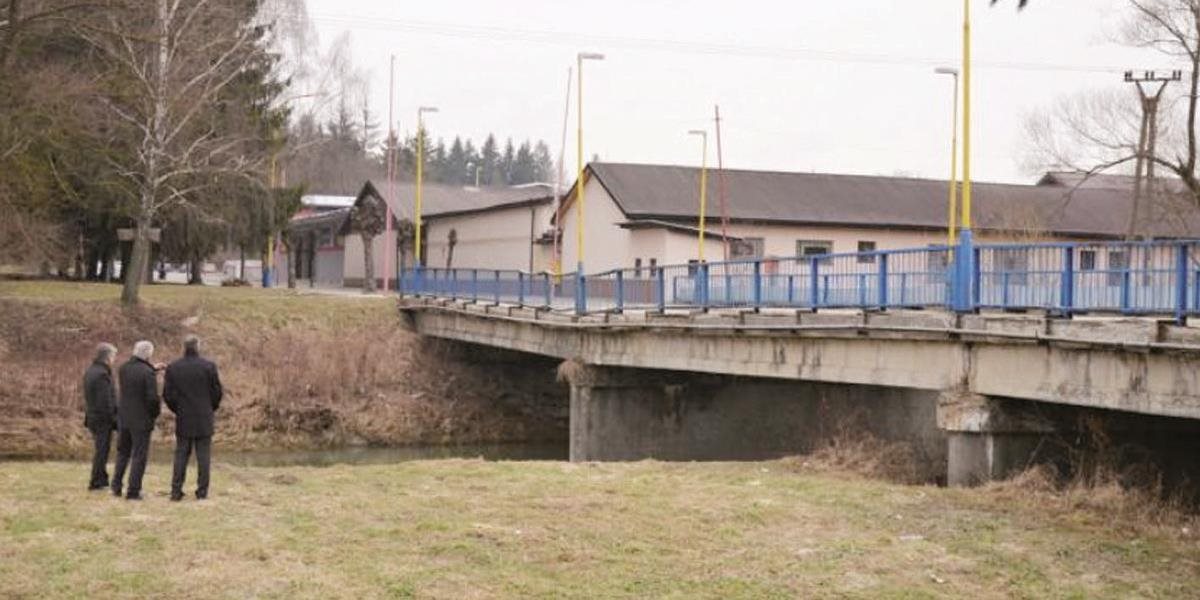 Most na Festivalovej ulici vo Svidníku je v havarijnom stave, potrebuje opravu
