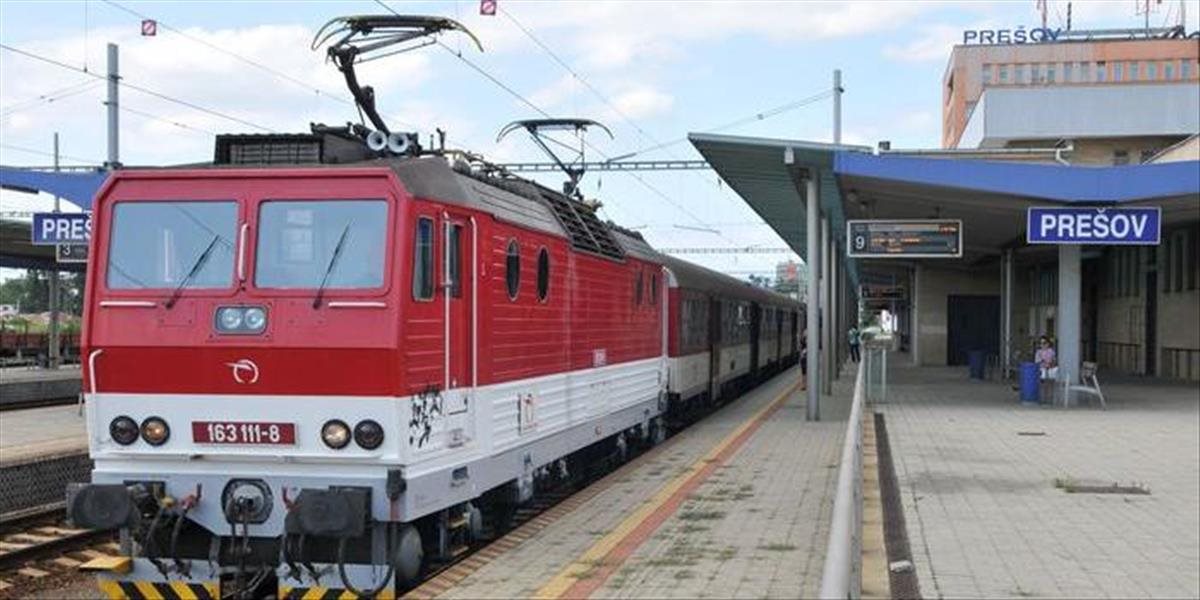 Cestujúcim ŽSR vyšla v ústrety, večerné autobusy do Svidníka, Giraltoviec či Sečoviec počkajú IC vlak