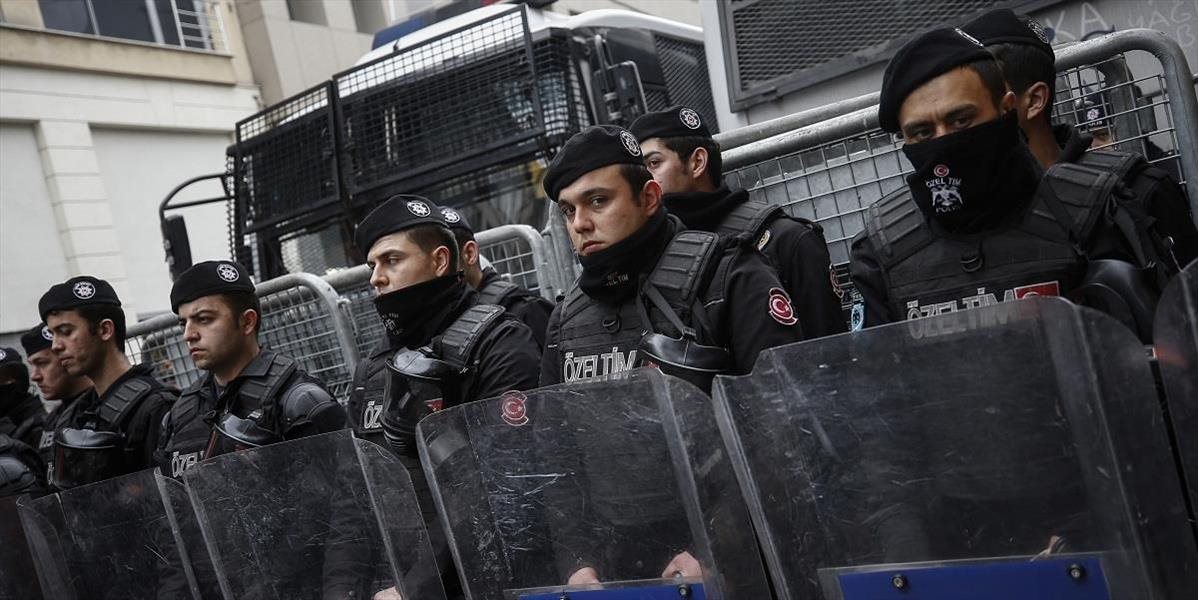Turecká polícia zadržala 740 osôb podozrivých z napojenia na PKK