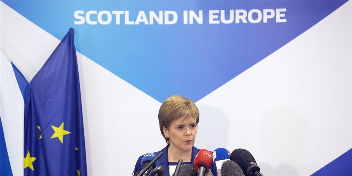 Sturgeonová: Samostatné Škótsko požiada o členstvo v EÚ