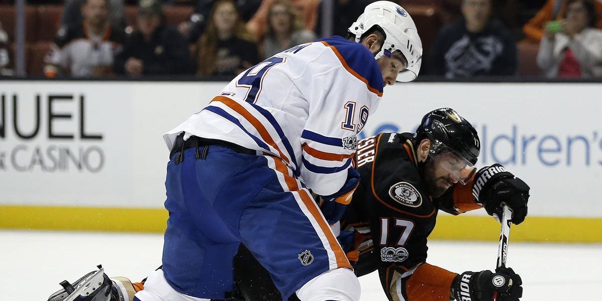 NHL: Derby v New Yorku pre Islanders, Toronto zaskočilo Columbus