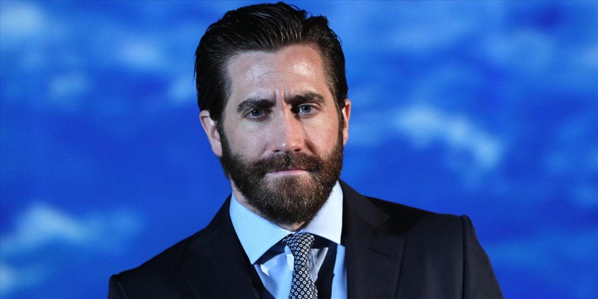 Jake Gyllenhaal si zahrá v dráme o Američanoch v Sýrii bojujúcich proti islamistom