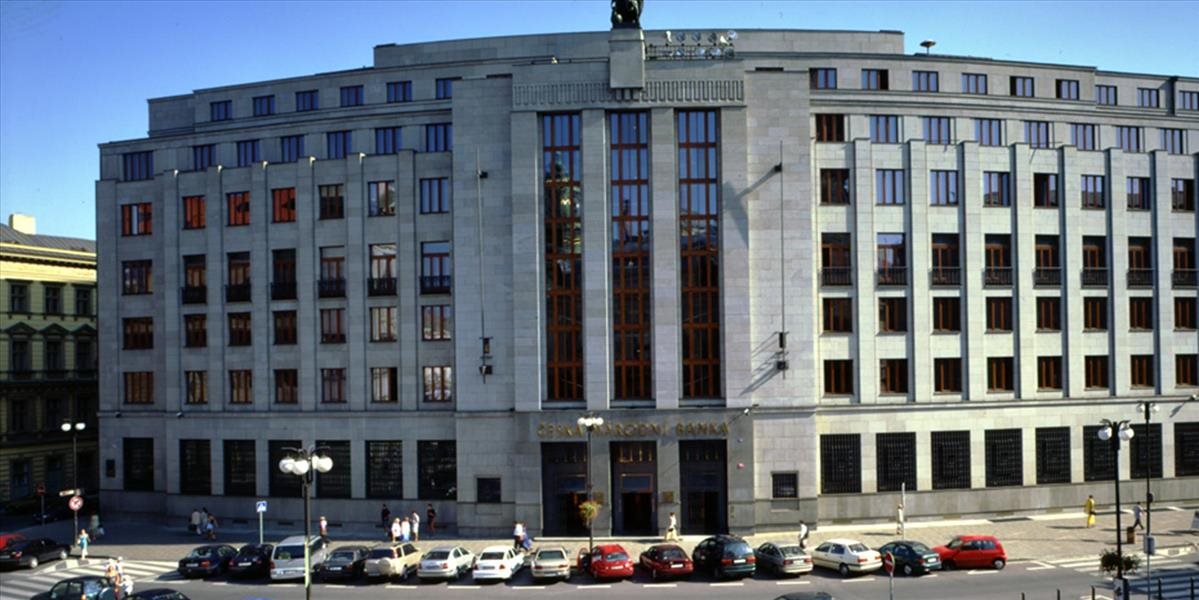 Česká národná banka čoskoro ukončí devízové intervencie, Čechov čaká lacnejšie euro