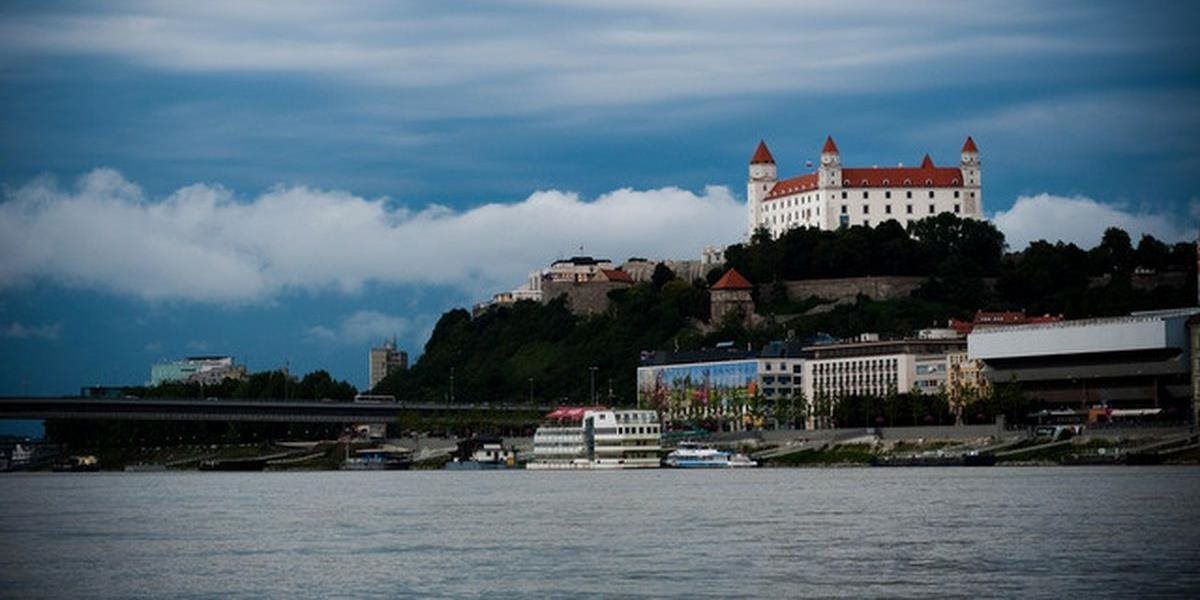 Slovensko môže získať firmy, ktoré po brexite plánujú opustiť Britániu