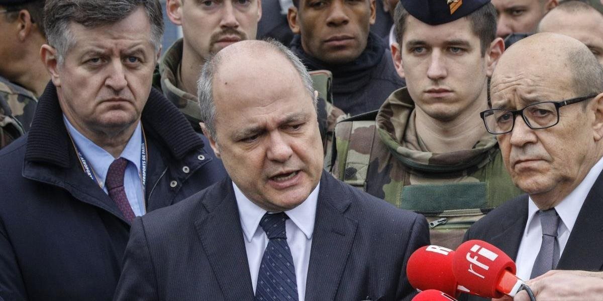 Francúzsky exminister vnútra Le Roux čelí obvineniam zo sprenevery