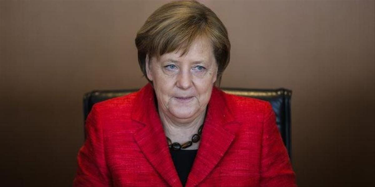 Merkelová: Nemecko sa pokúsi zmierniť vplyv brexitu na občanov EÚ v Británii