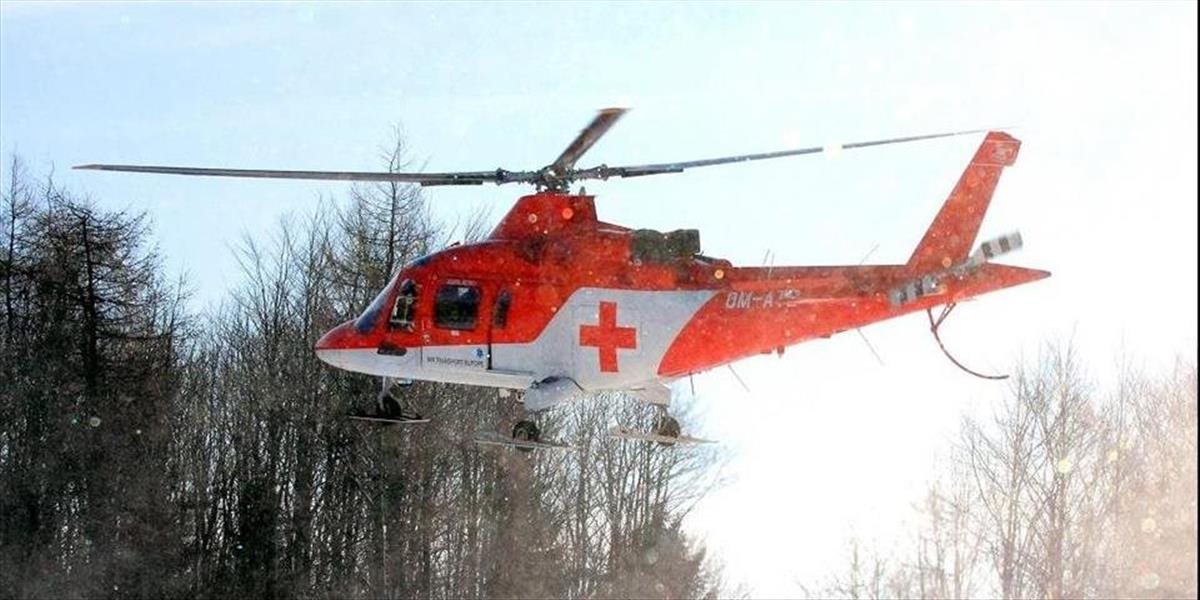 Vážne zraneného cyklistu po páde a v bezvedomí zachraňoval vrtuľník