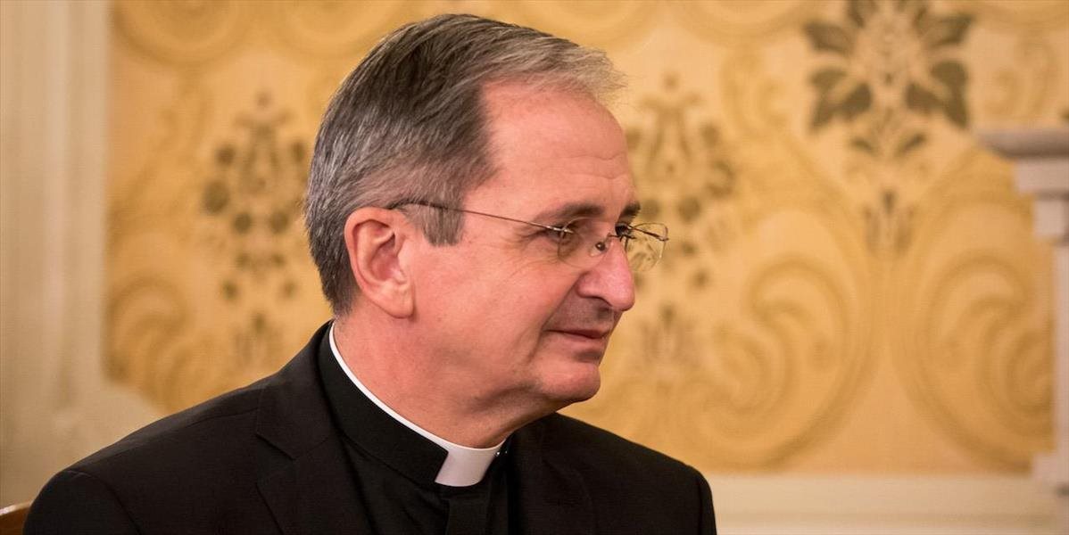Arcibiskup Zvolenský vyjadril spokojnosť so zákazom hazardu v hlavnom meste